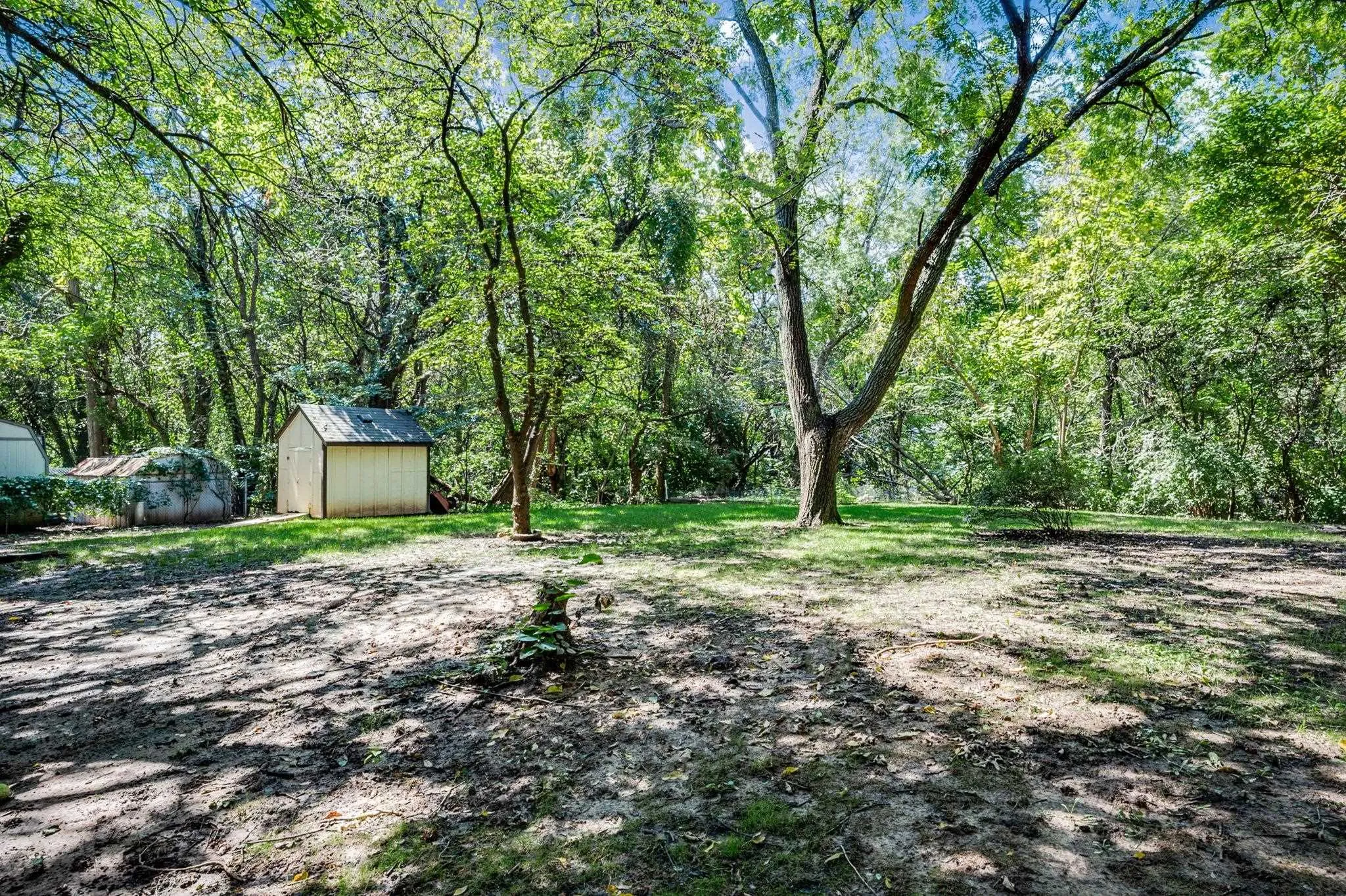 Derby, Kansas 67037, United States, 4 Bedrooms Bedrooms, ,5 BathroomsBathrooms,Residential,Active,210957