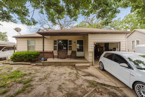 Homes For Sale - 2365 N Payne Ave<br/> Wichita, KS 67204