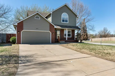 4803 E Willow Point Ct, Bel Aire, KS MLS: 652449