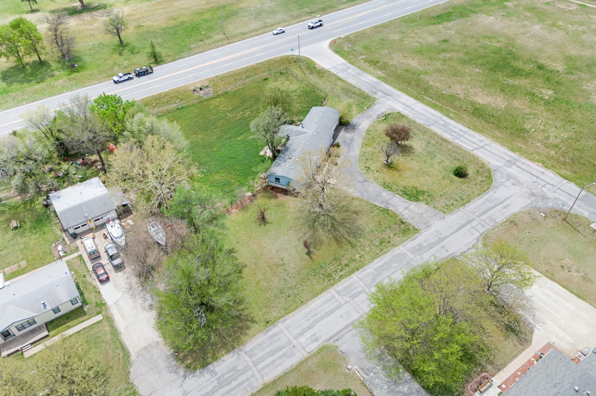 6364 S Kansas Ct, Wichita, Kansas image 2