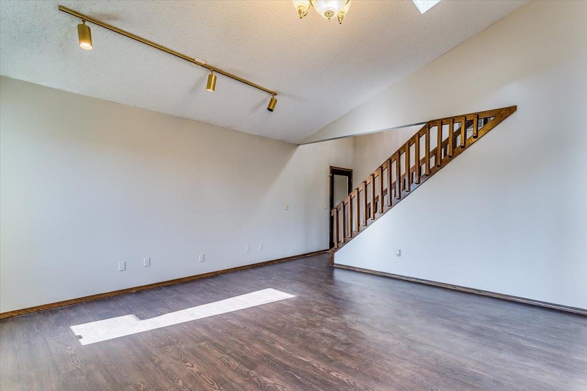 Derby, Kansas 67037, United States, 3 Bedrooms Bedrooms, ,3 BathroomsBathrooms,Residential,Pending,63478