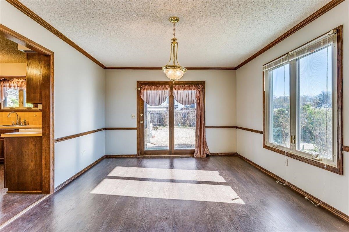 Derby, Kansas 67037, United States, 3 Bedrooms Bedrooms, ,3 BathroomsBathrooms,Residential,Pending,63478