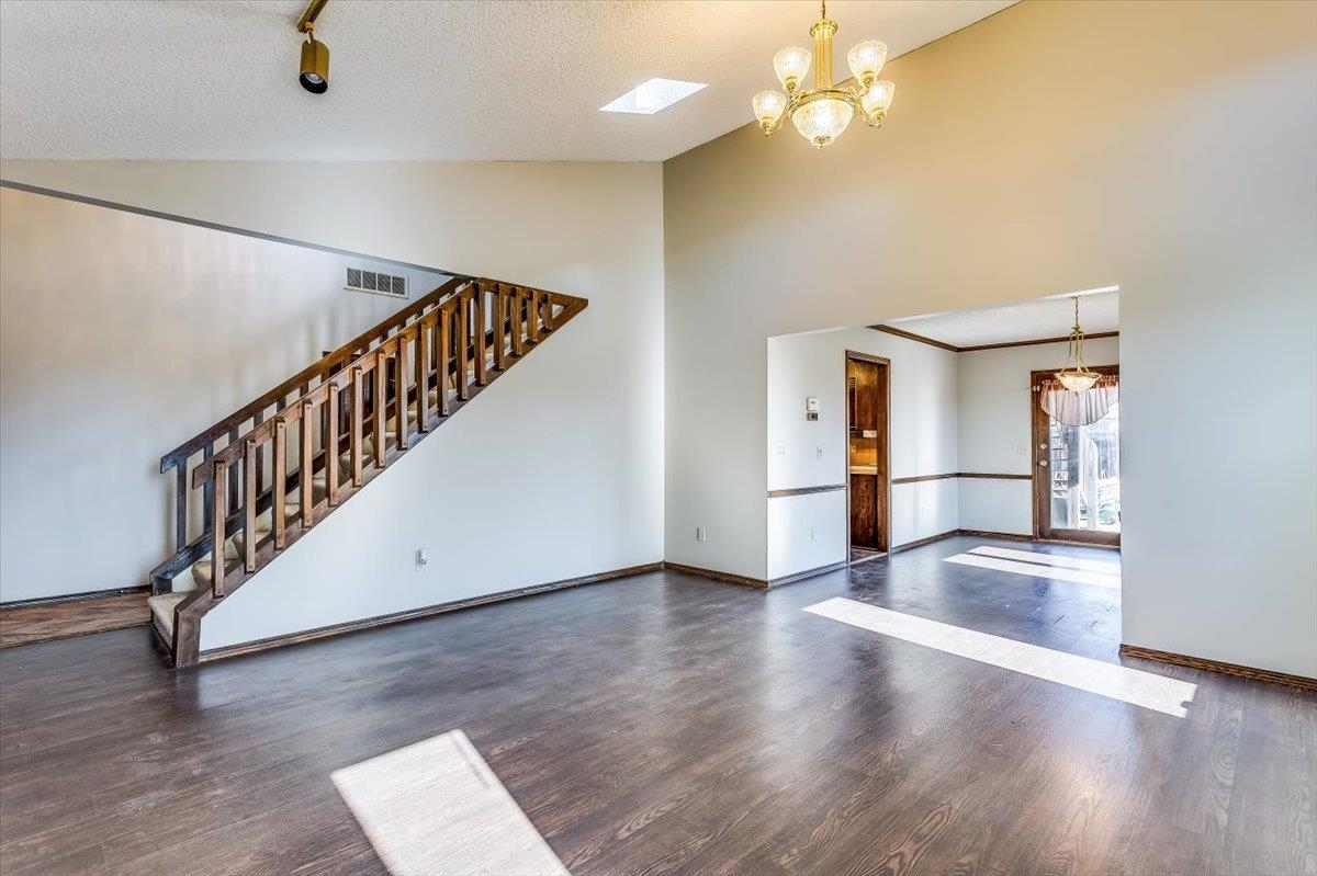 Derby, Kansas 67037, United States, 3 Bedrooms Bedrooms, ,3 BathroomsBathrooms,Residential,Pending,63478