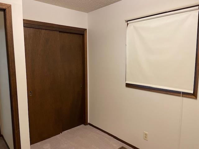 732 Crescent Drive, Hesston, Kansas image 9