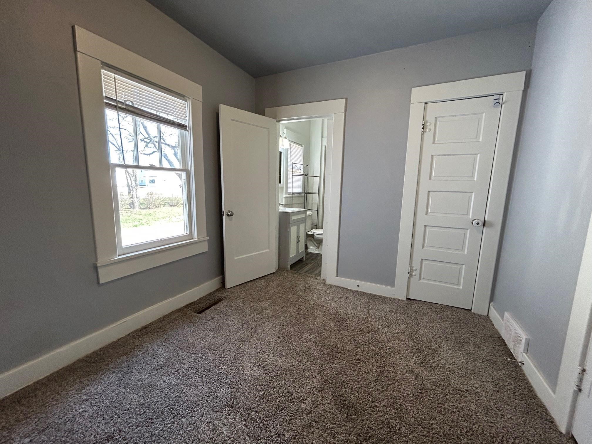 248 W D Ave, Kingman, Kansas image 9