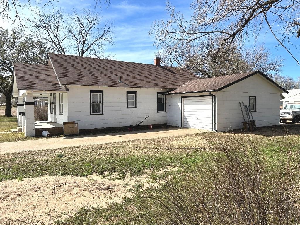 248 W D Ave, Kingman, Kansas image 15