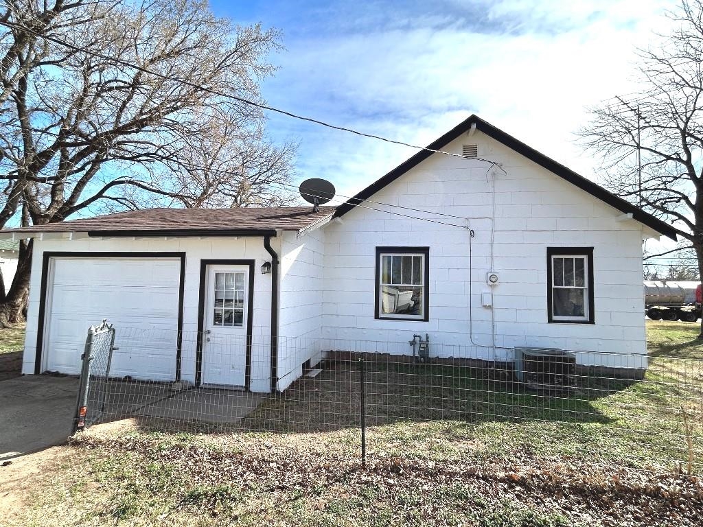 248 W D Ave, Kingman, Kansas image 18