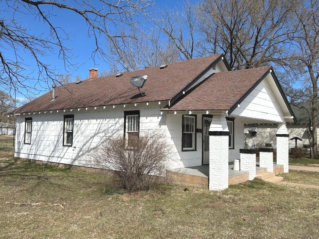 248 W D Ave, Kingman, Kansas image 16