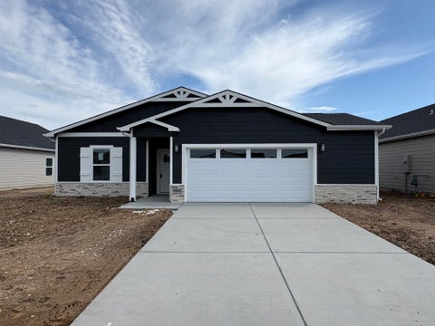 Homes For Sale - 9503 E Hurst St<br/> Wichita, KS 67210