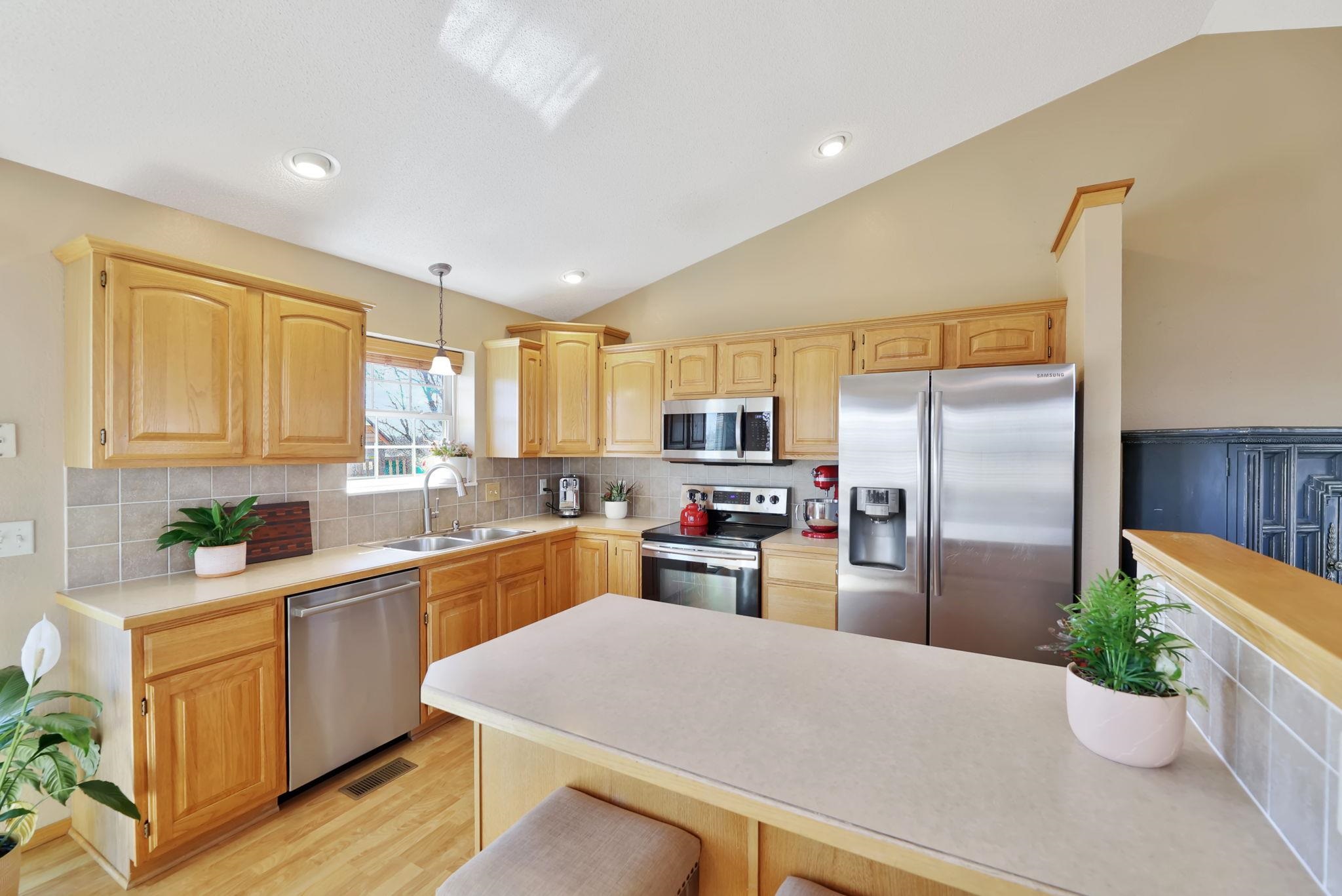 219 W Waterford Ct, Andover, Kansas image 8