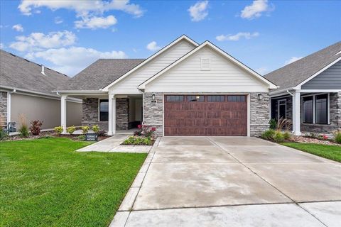 Homes For Sale - 205 S Heritage Way<br/> Andover, KS 67002