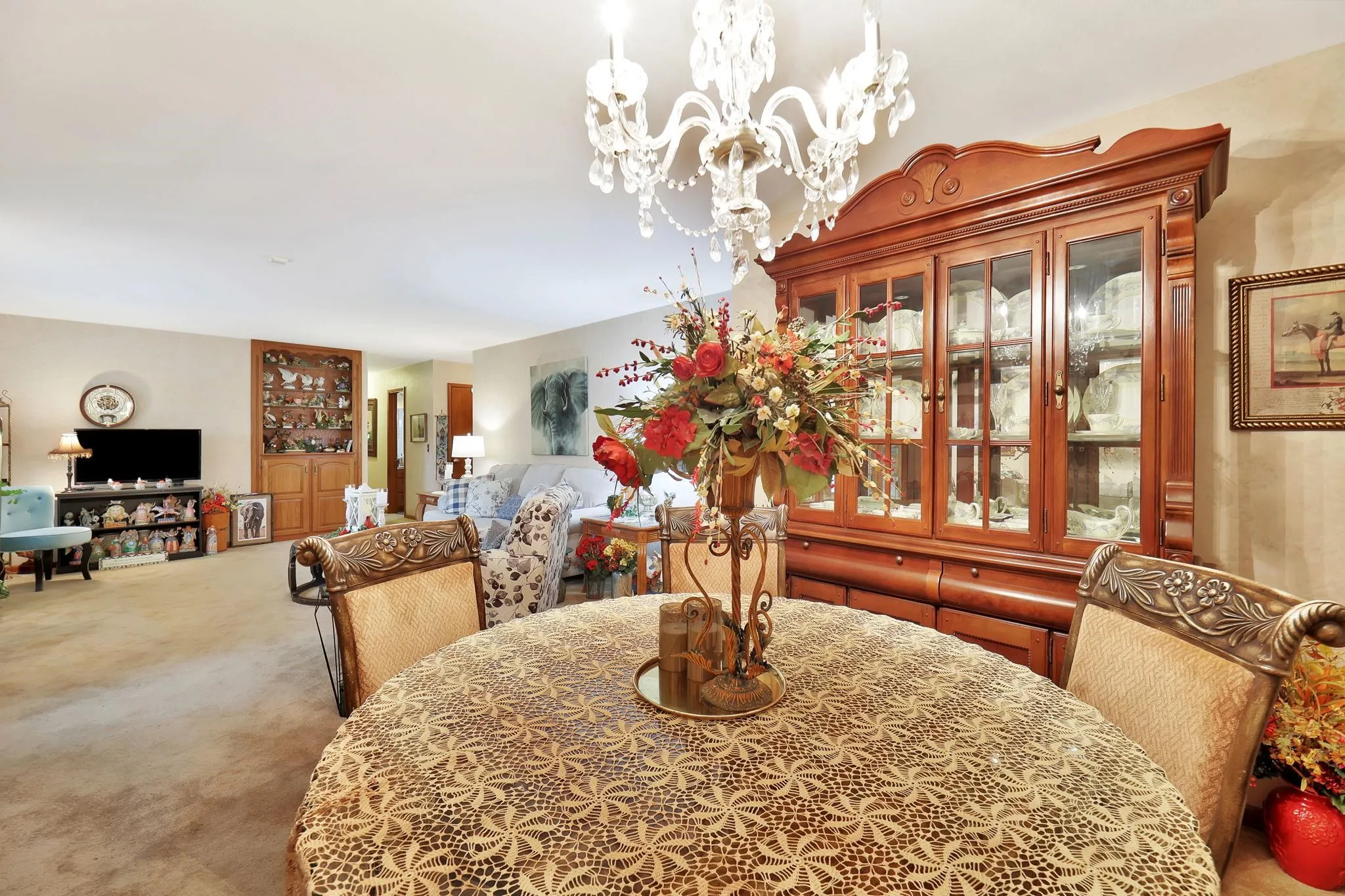 Wichita, Kansas 67206, United States, 3 Bedrooms Bedrooms, ,2 BathroomsBathrooms,Residential,Active,32598