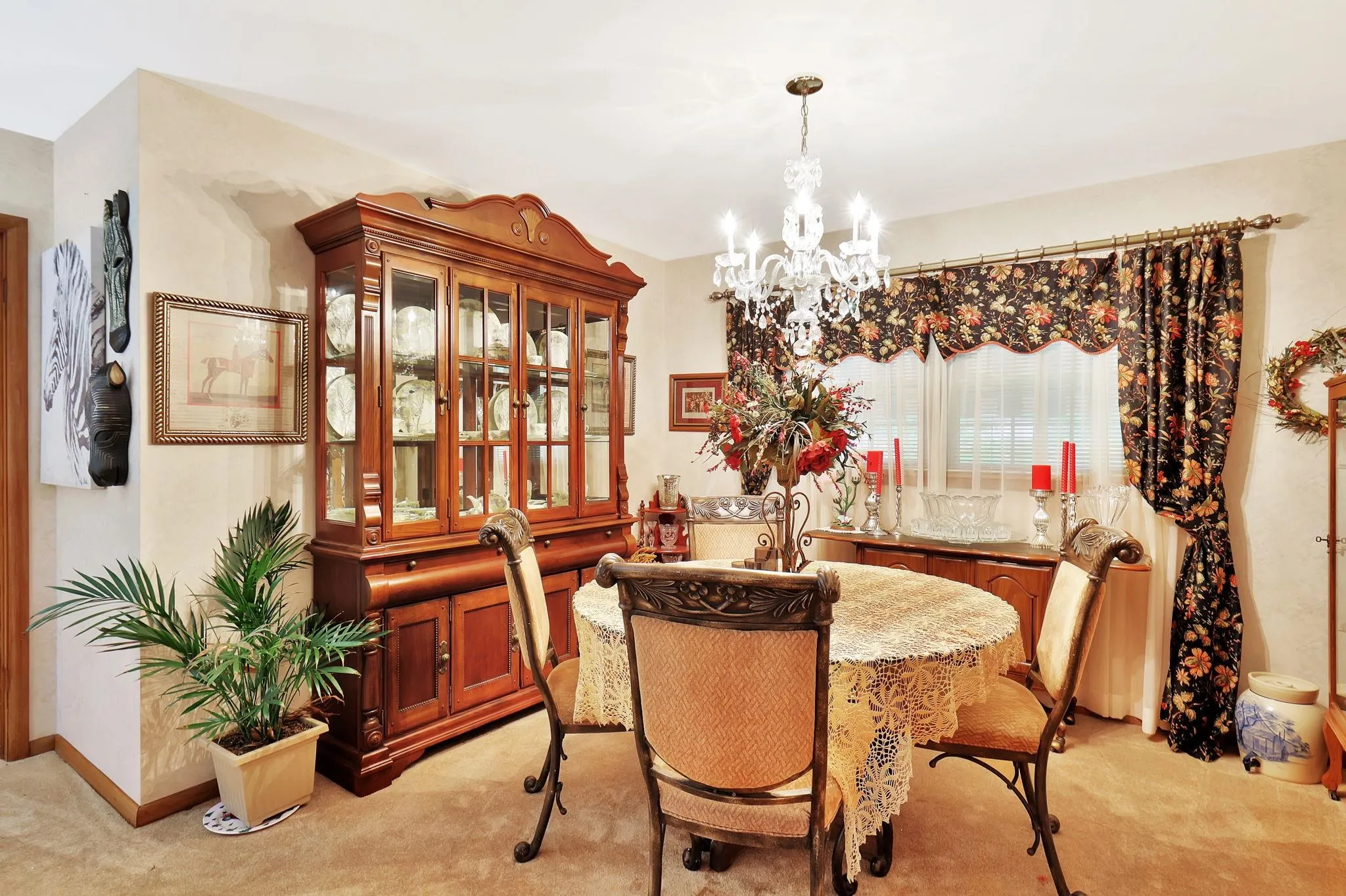 Wichita, Kansas 67206, United States, 3 Bedrooms Bedrooms, ,2 BathroomsBathrooms,Residential,Active,32598