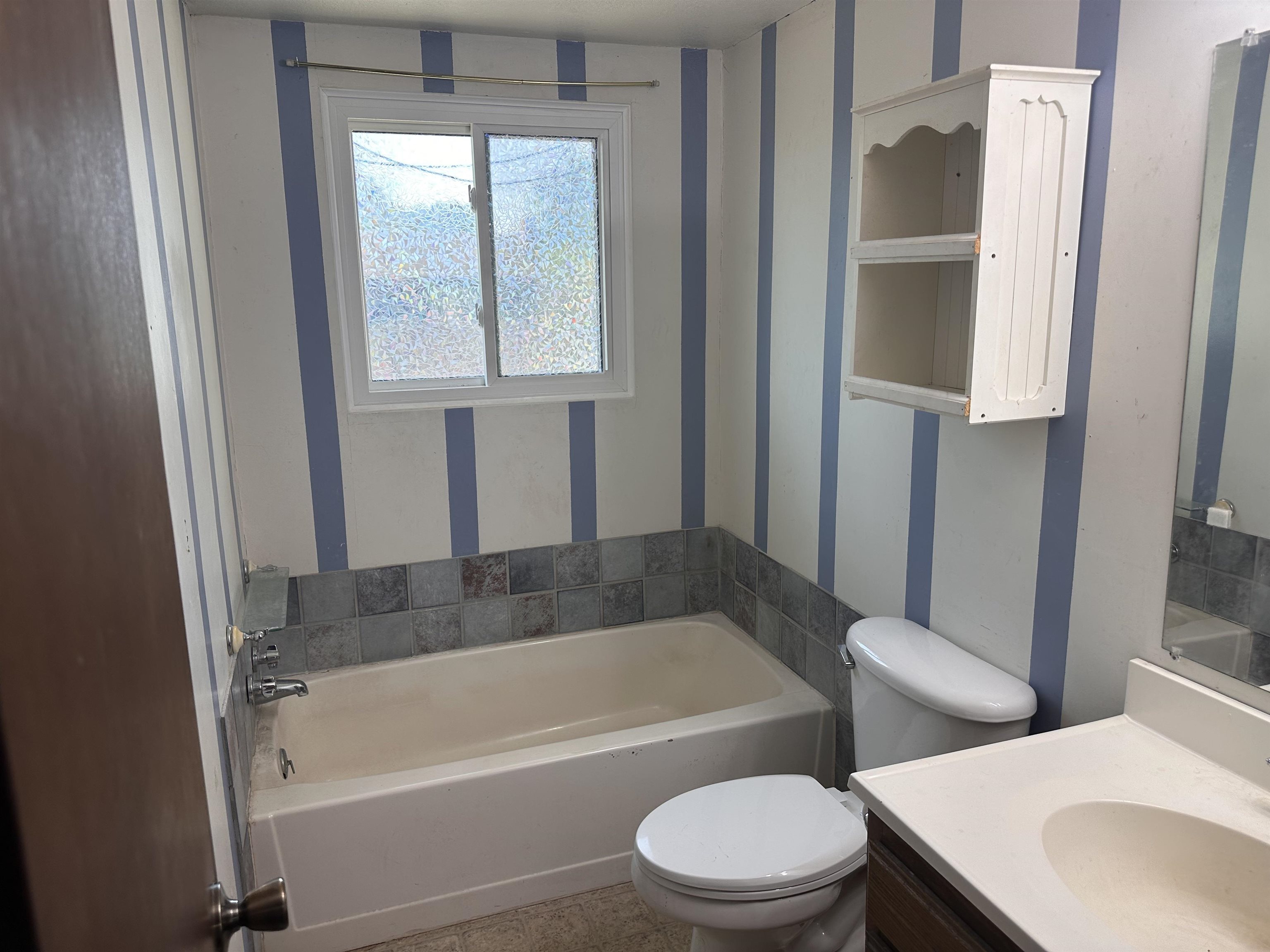 501 Holly Ln, Newton, Kansas image 18