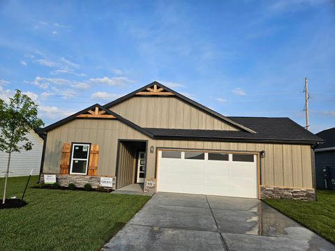 Homes For Sale - 919 N Forestview St<br/> Sedgwick County, Wichita, KS 67235