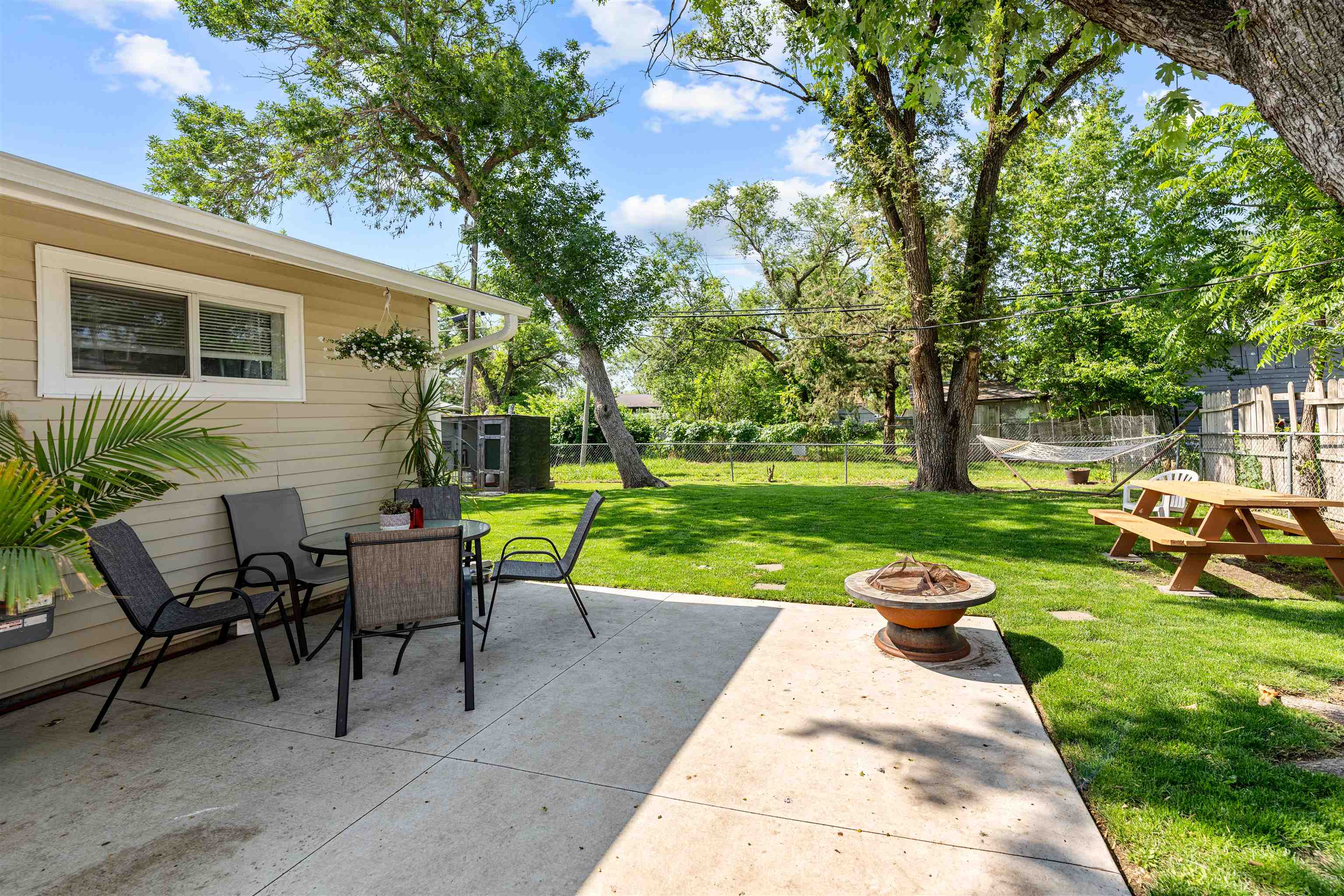 1327 Pawnee Ave, Salina, Kansas image 16