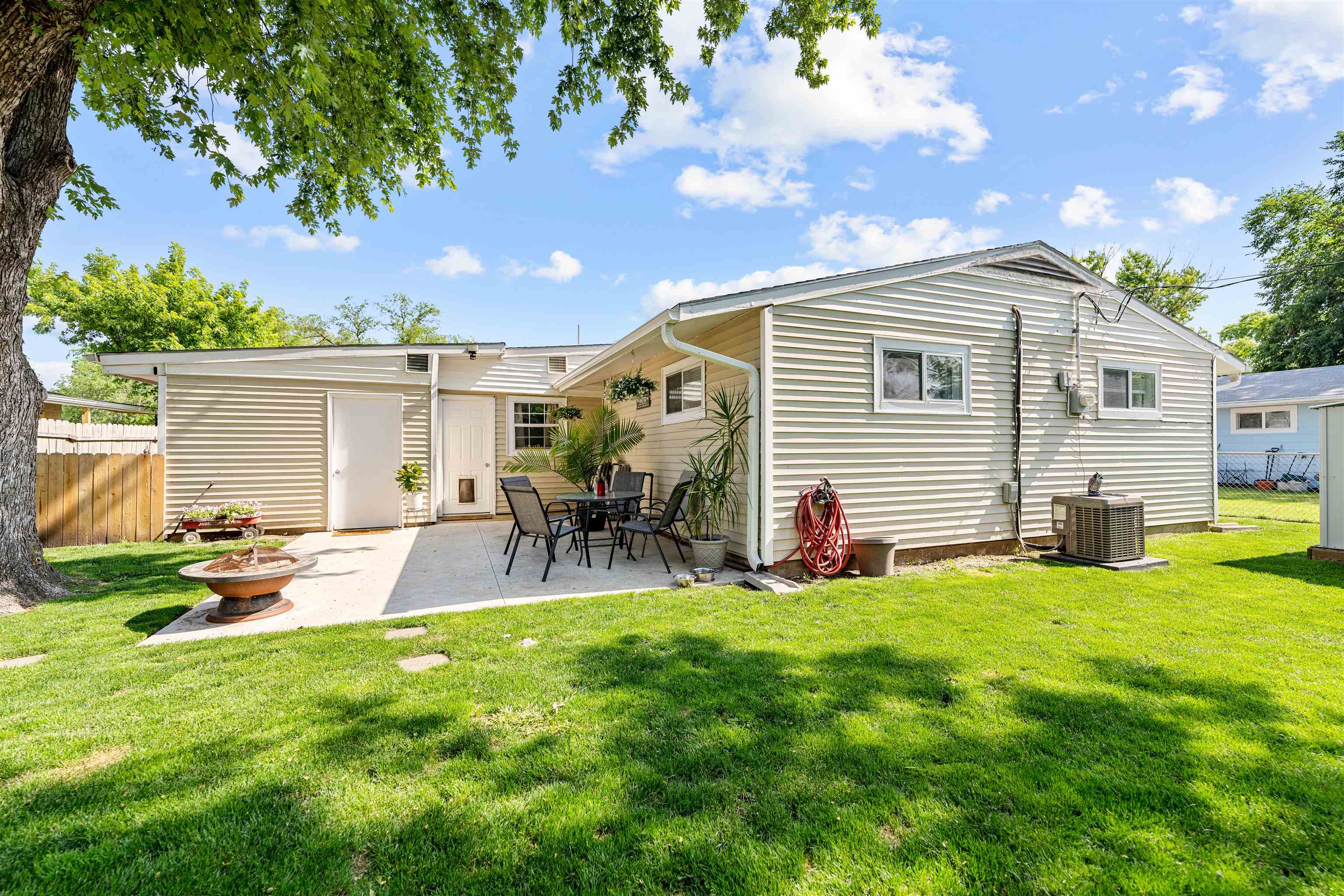 1327 Pawnee Ave, Salina, Kansas image 17