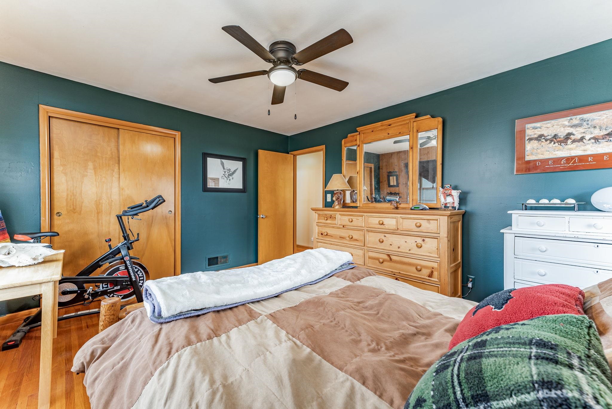 Wichita, Kansas 67211, United States, 3 Bedrooms Bedrooms, ,1 BathroomBathrooms,Residential,Pending,67615