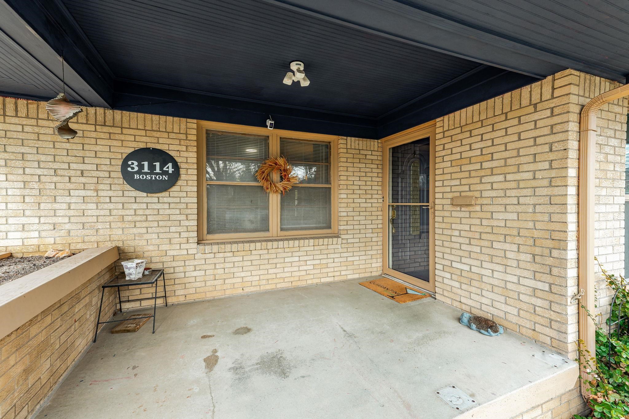 Wichita, Kansas 67211, United States, 3 Bedrooms Bedrooms, ,1 BathroomBathrooms,Residential,Pending,67615