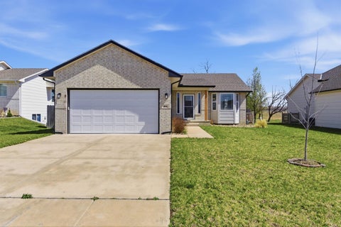 Homes For Sale - 804 S Hedgewood<br/> Butler County, Andover, KS 67002