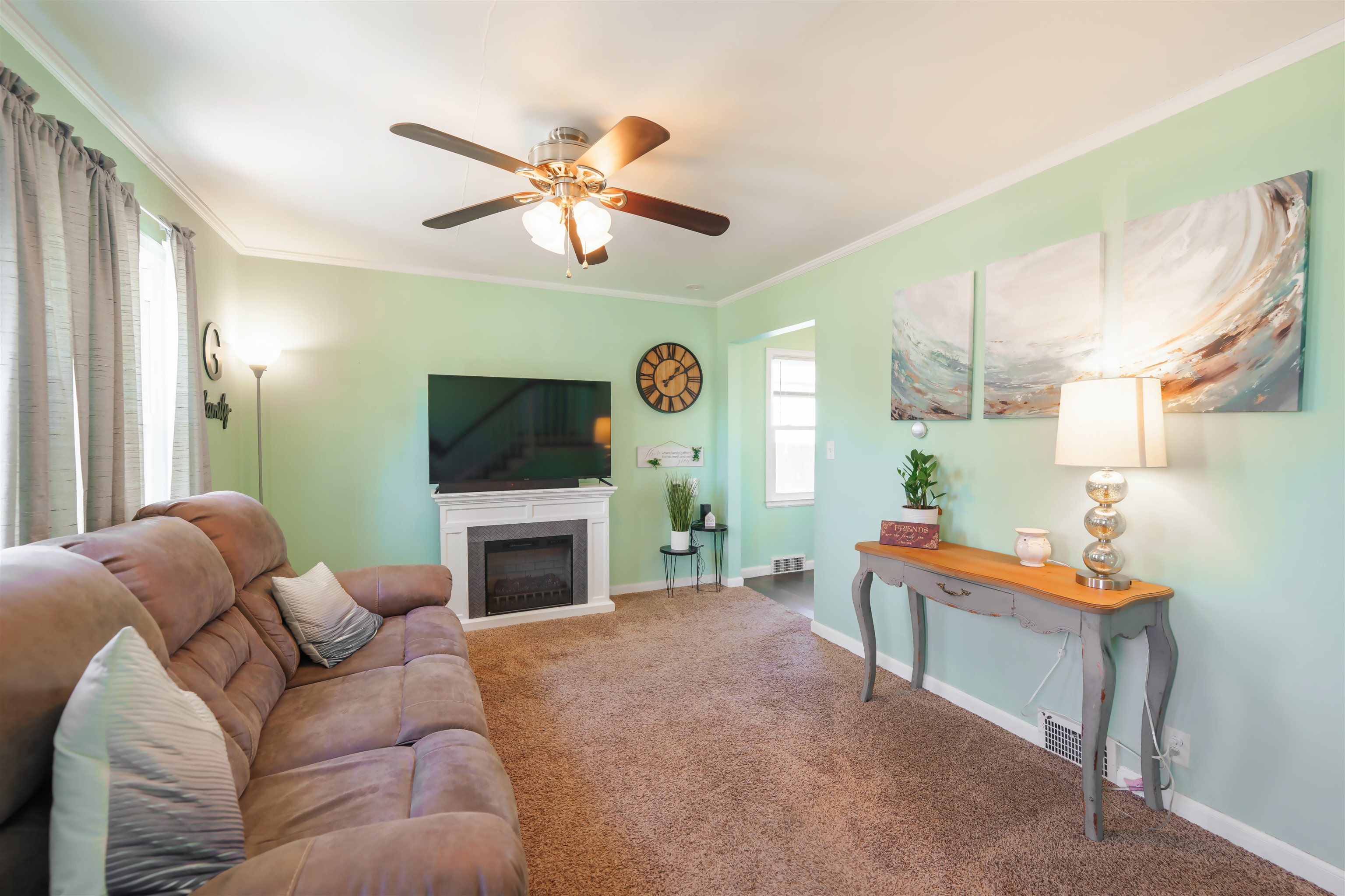 873 S 10th St, Salina, Kansas image 2