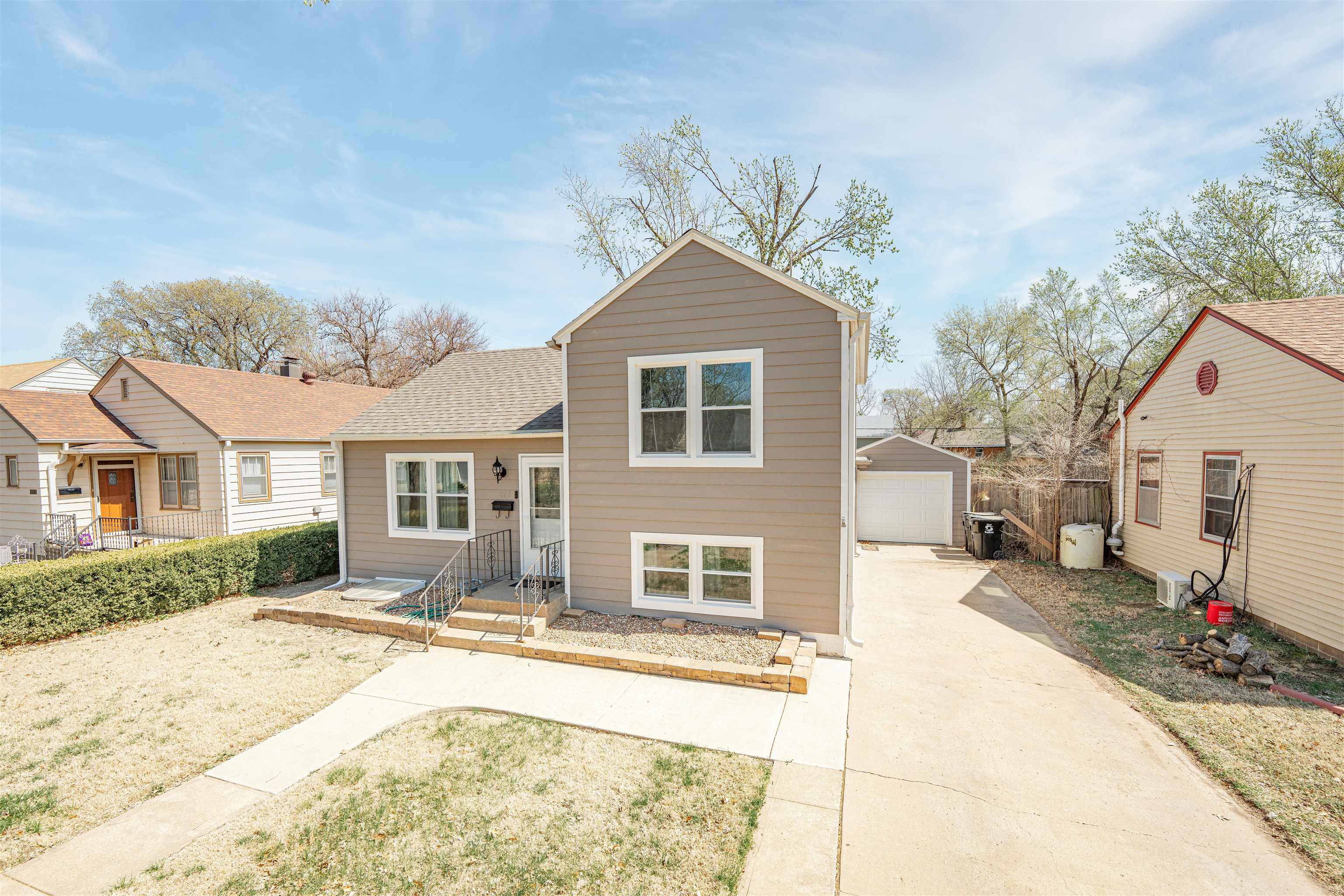 873 S 10th St, Salina, Kansas image 1