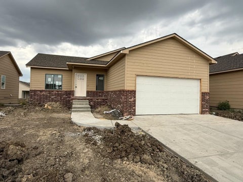 Homes For Sale - 8979 N Joshua St<br/> Bel Aire, KS 67226