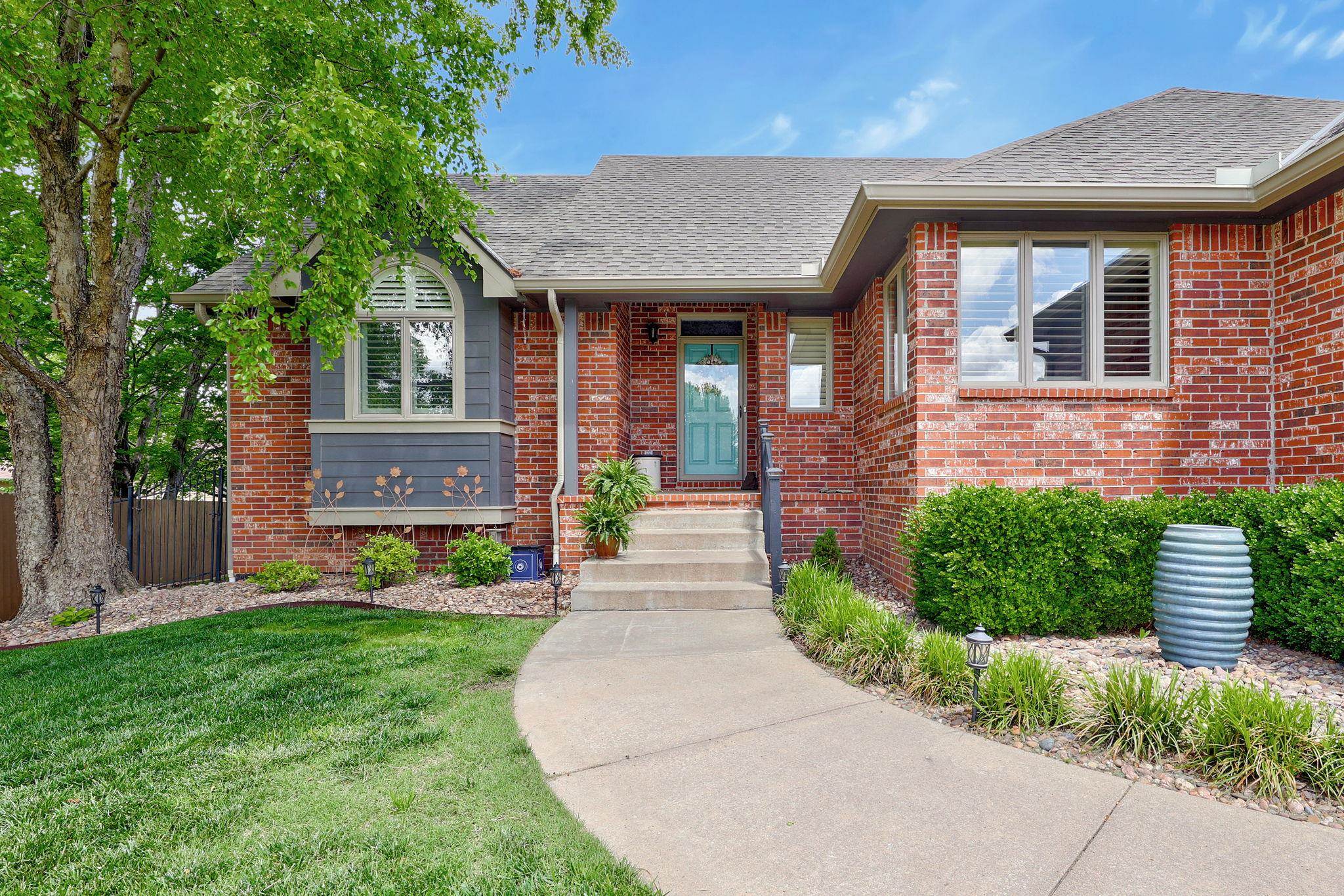1420 N Briarwood Pl, Derby, Kansas image 3