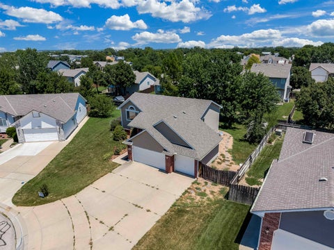 Homes For Sale - 1810 S Fox Run Cir<br/> Sedgwick County, Wichita, KS 67207