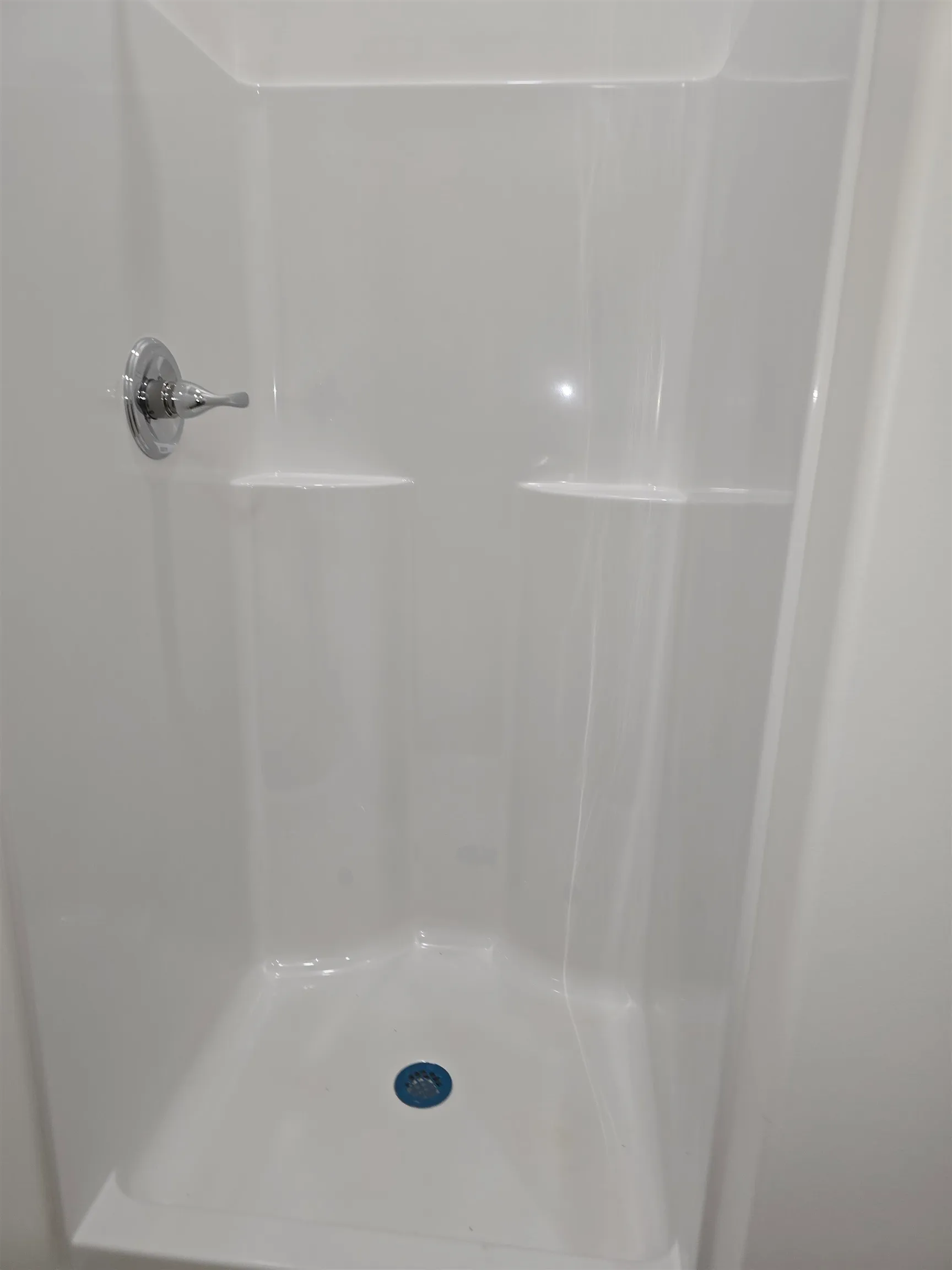 Wichita, Kansas 67211, United States, 2 Bedrooms Bedrooms, ,1 BathroomBathrooms,Residential,Pending,132594