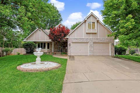 Homes For Sale - 1215 N Fieldcrest Ct<br/> Sedgwick County, Wichita, KS 67212