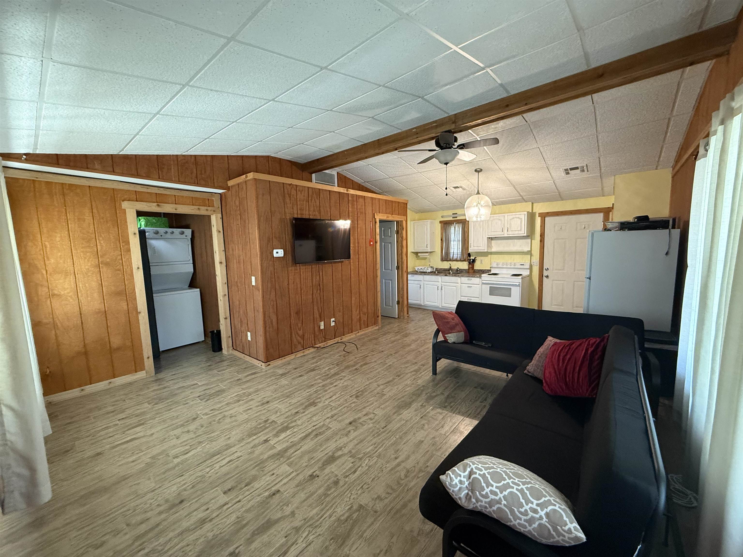 62 Emma Ln, Marquette, Kansas image 2