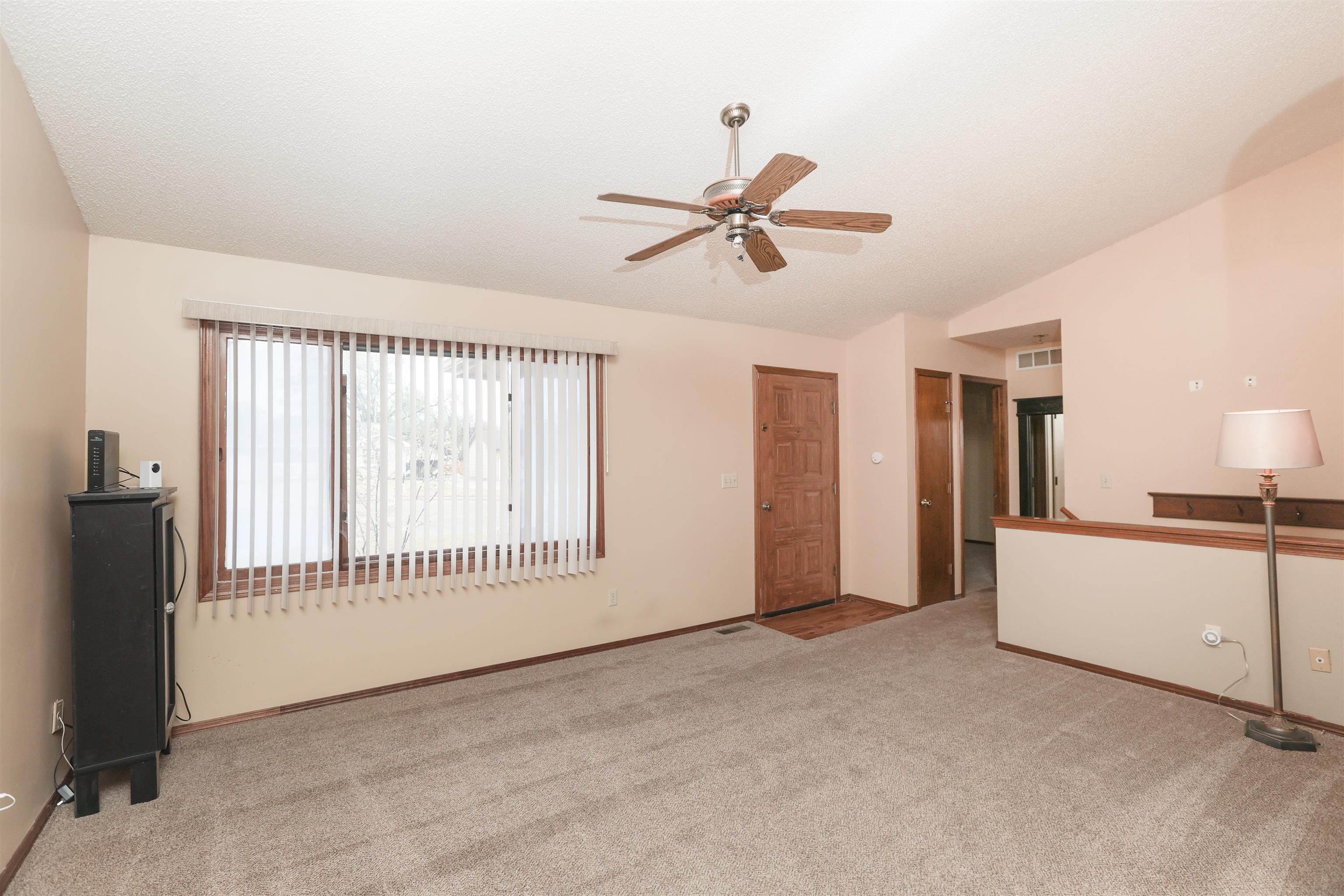 1257 N Clara St, Wichita, Kansas image 7