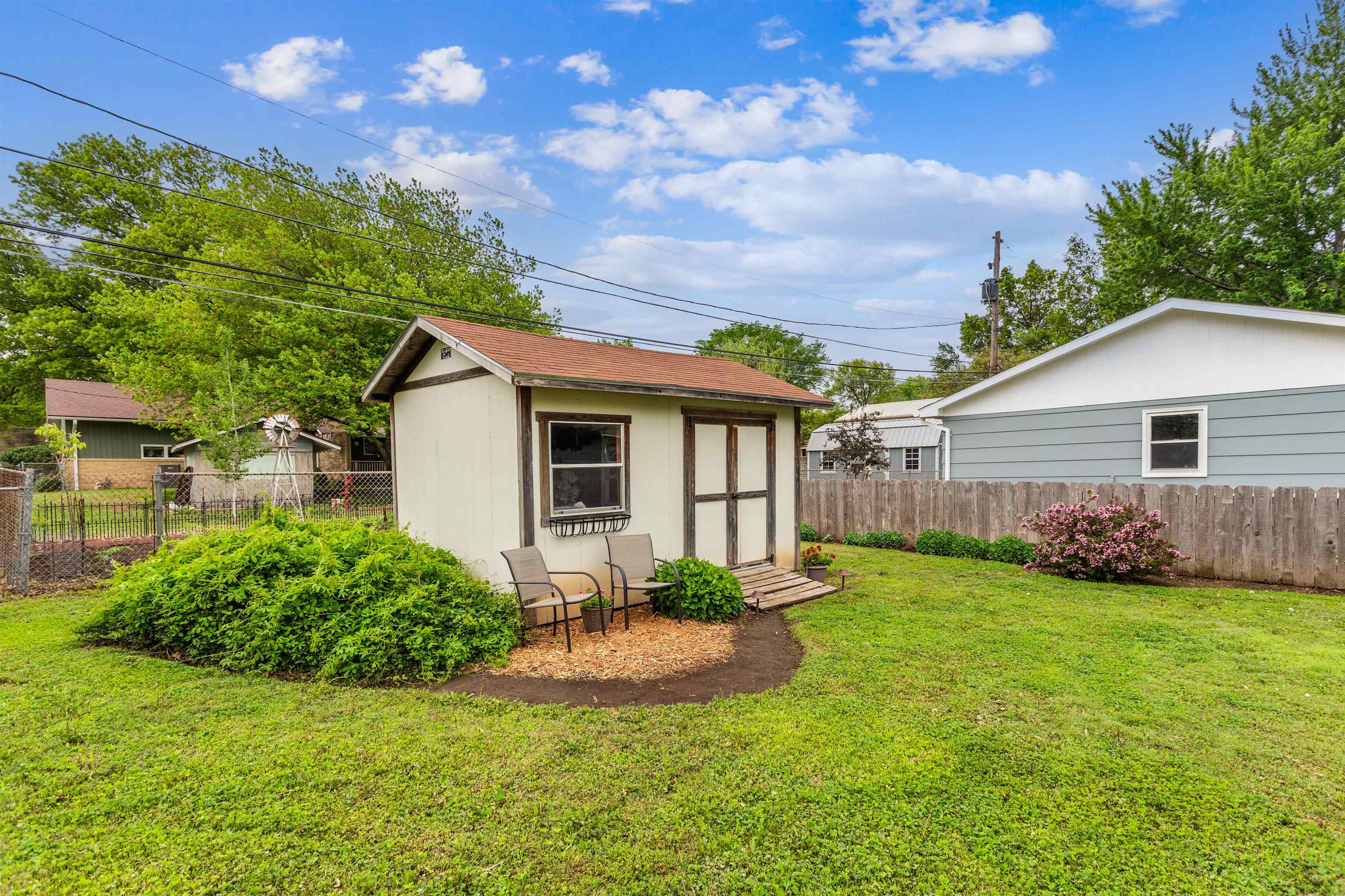 1610 N Park Lane, Augusta, Kansas image 24