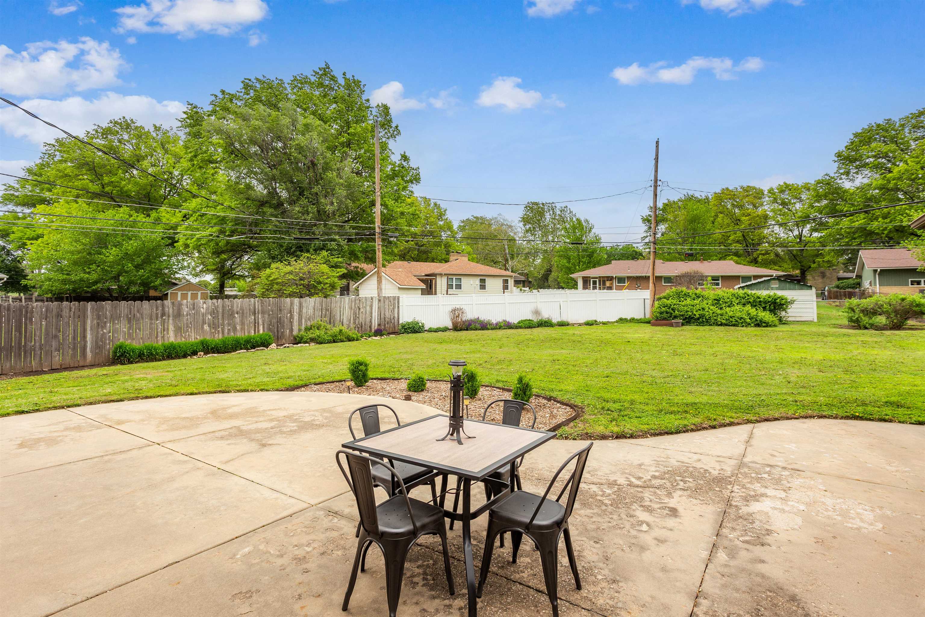 1610 N Park Lane, Augusta, Kansas image 22