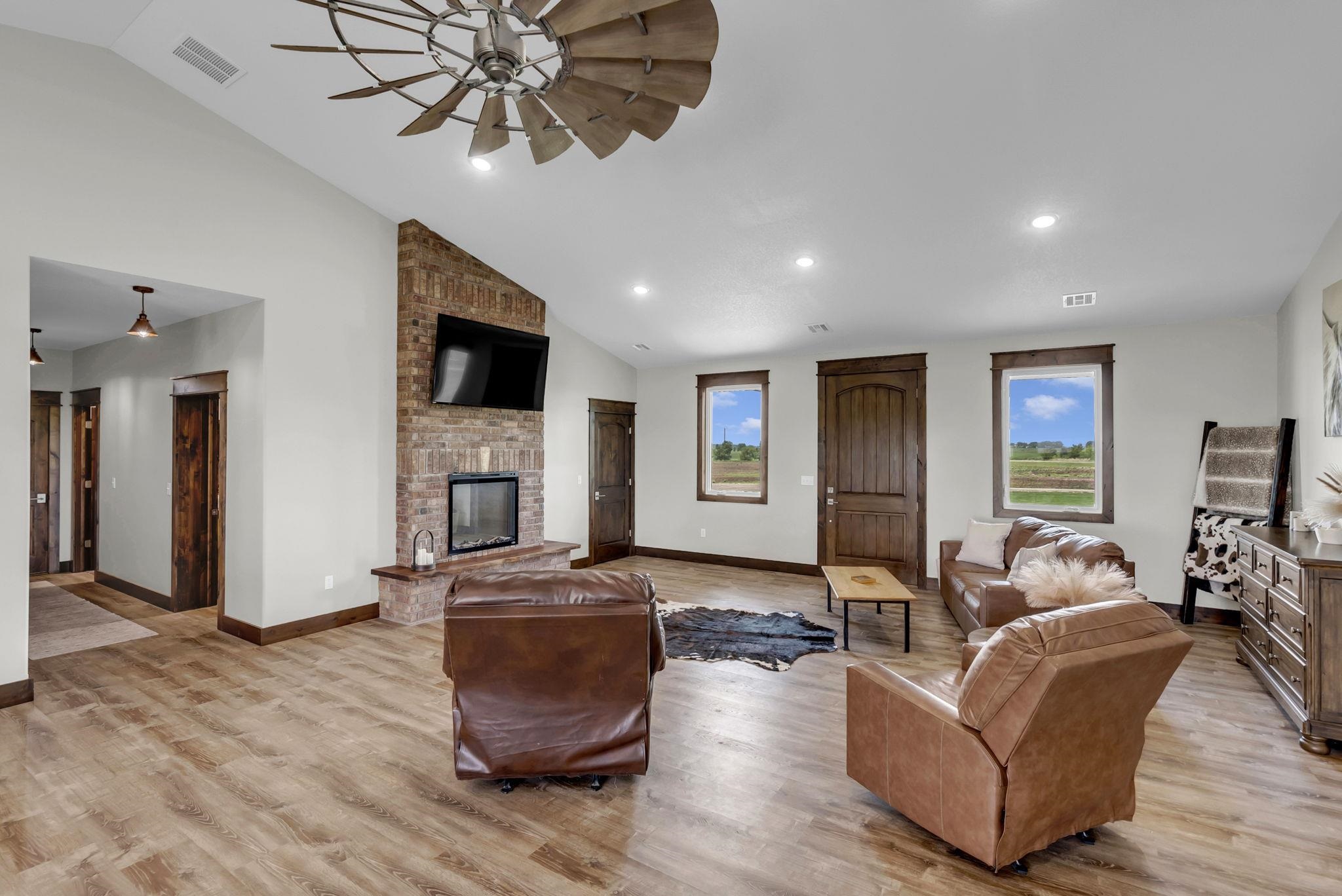 226 NE 160 Ave, Cheney, Kansas image 8