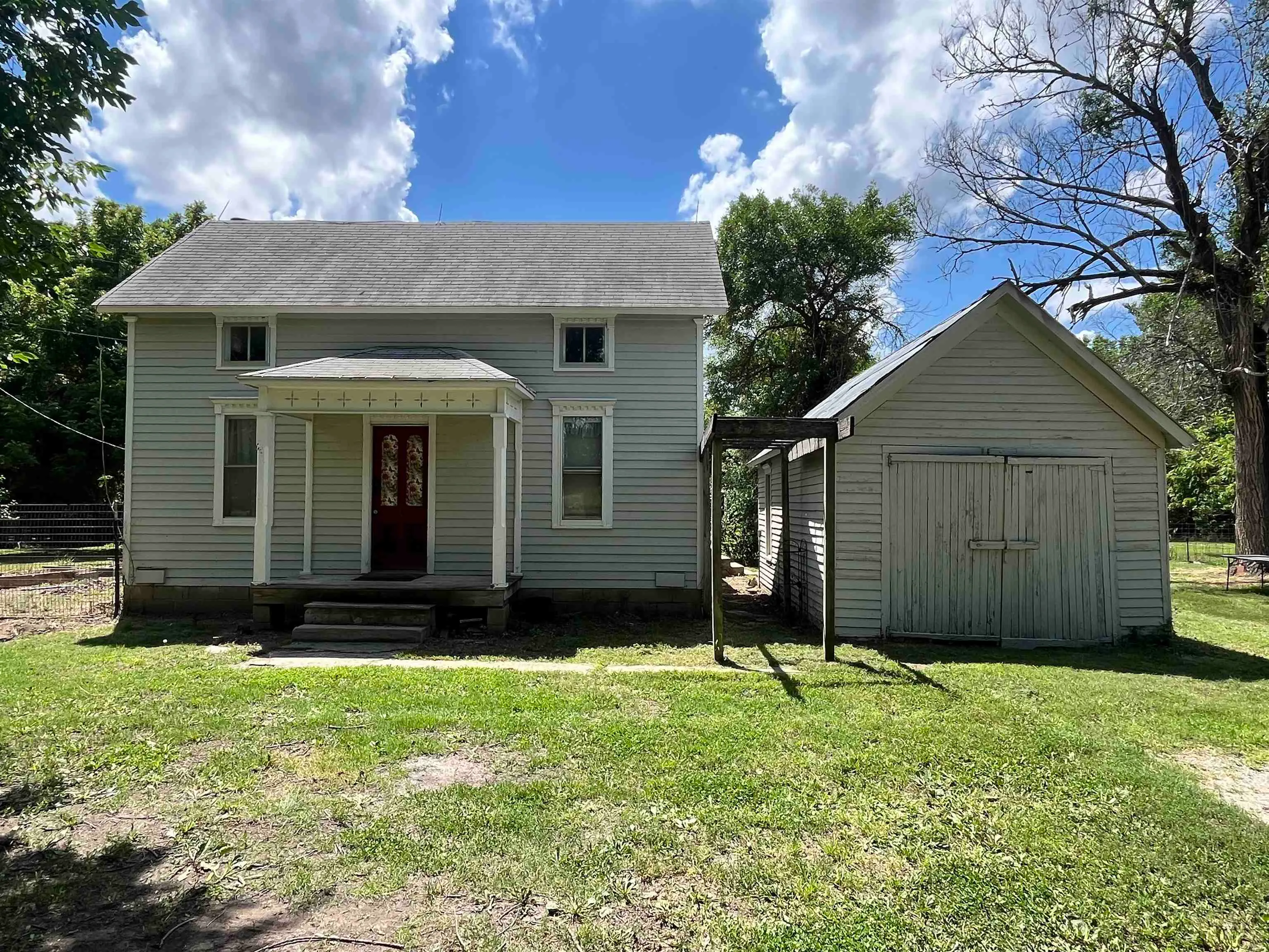 Newton, Kansas 67114, United States, 3 Bedrooms Bedrooms, ,1 BathroomBathrooms,Residential,Active,165442