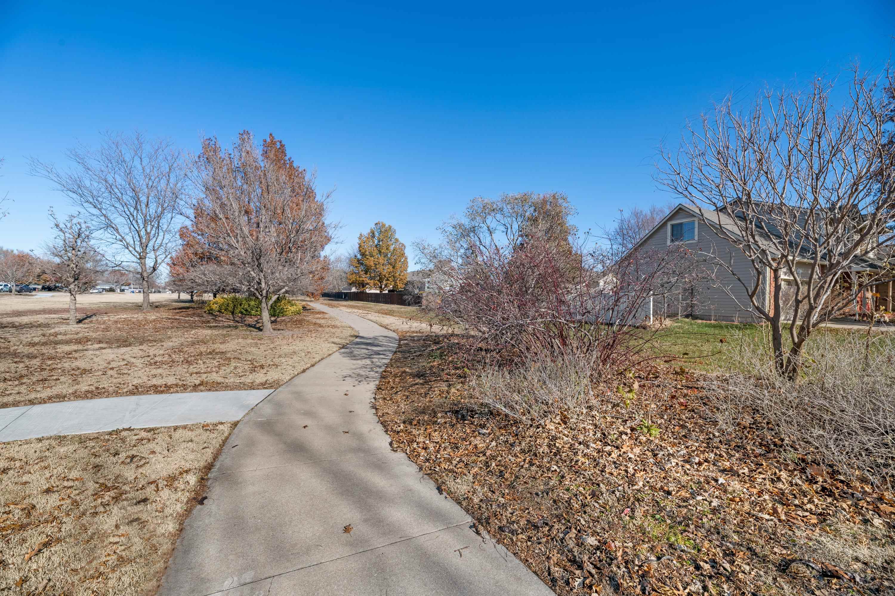 2516 E Charleston Dr, Park City, Kansas image 35