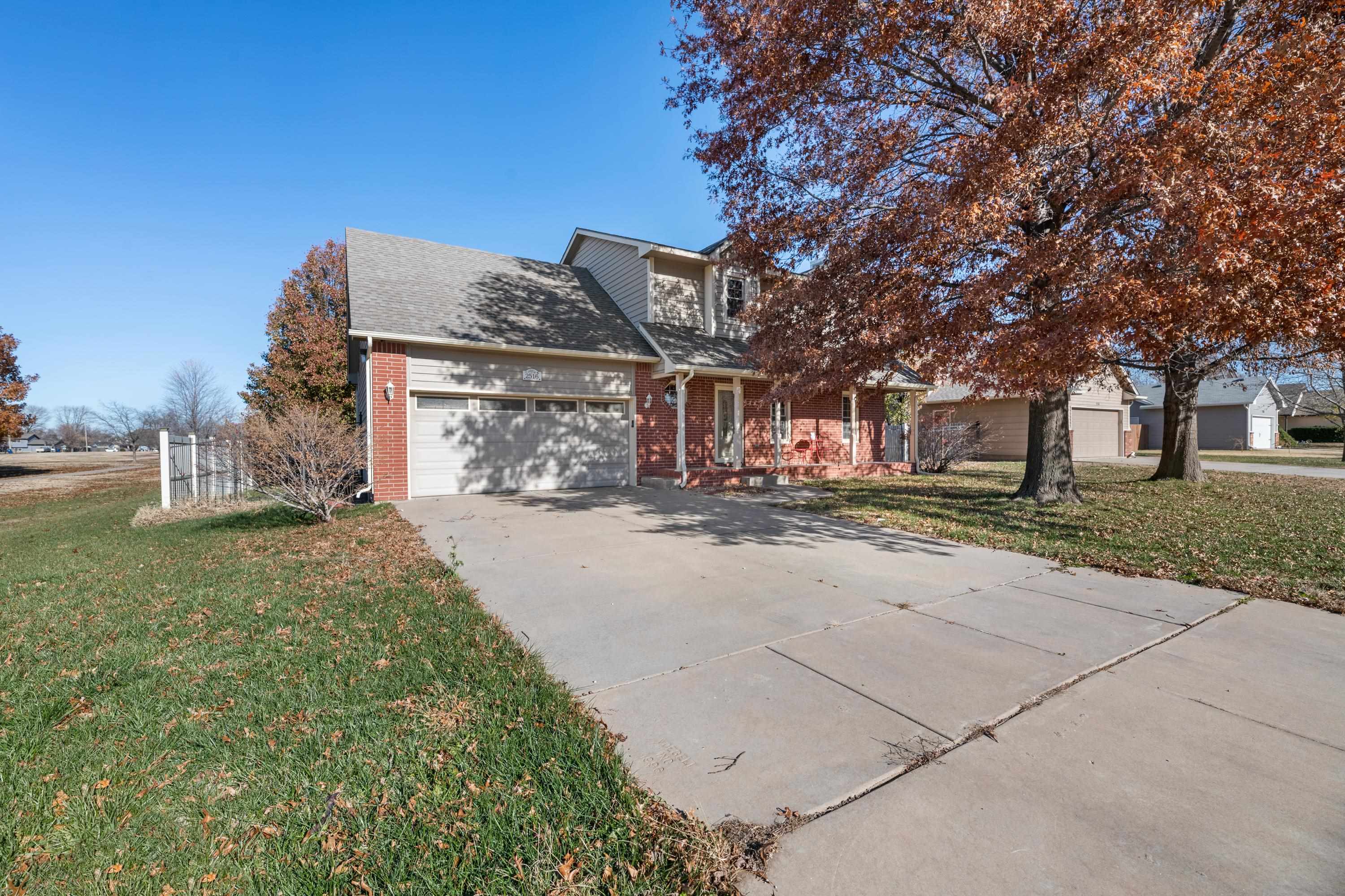 2516 E Charleston Dr, Park City, Kansas image 1