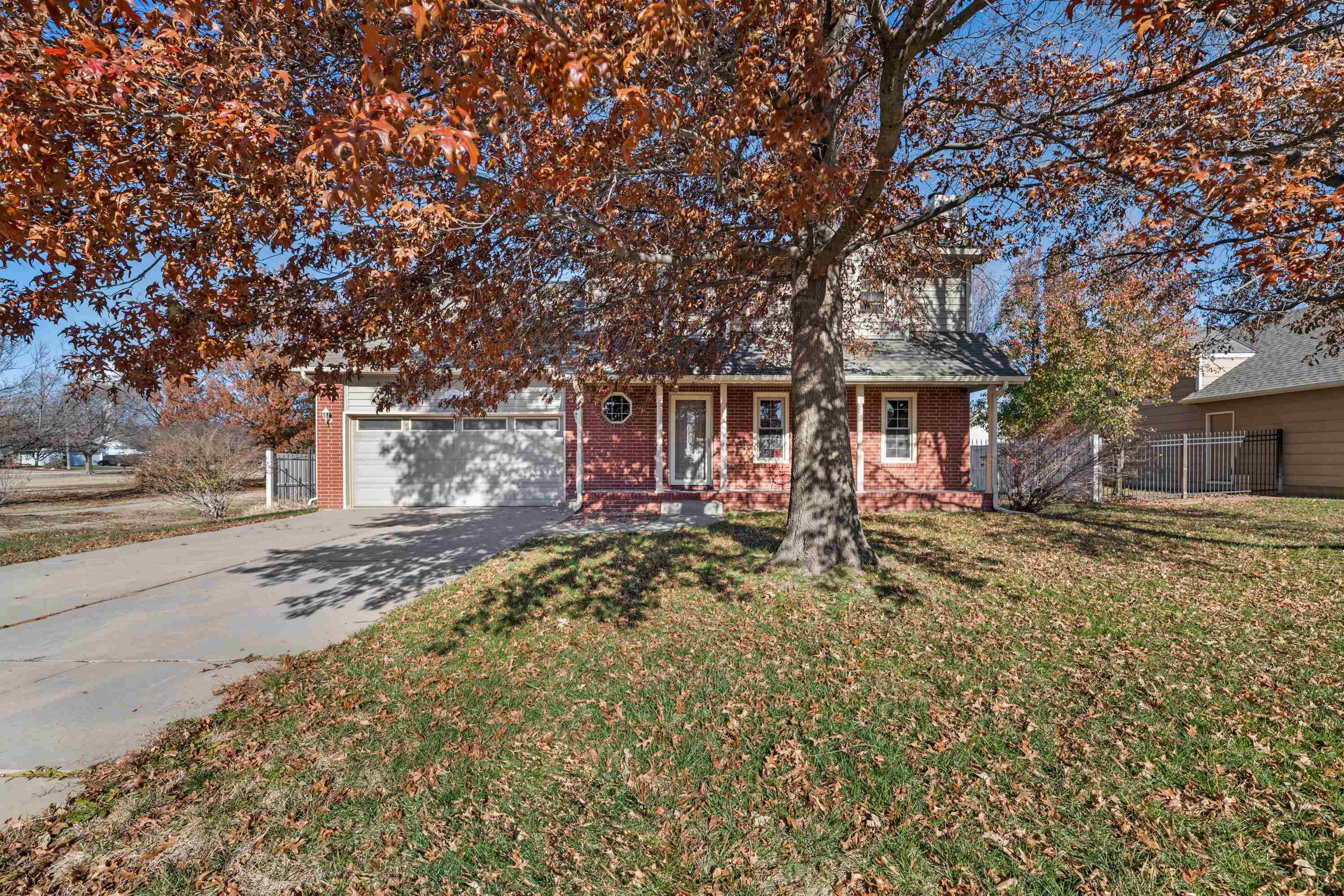 2516 E Charleston Dr, Park City, Kansas image 3