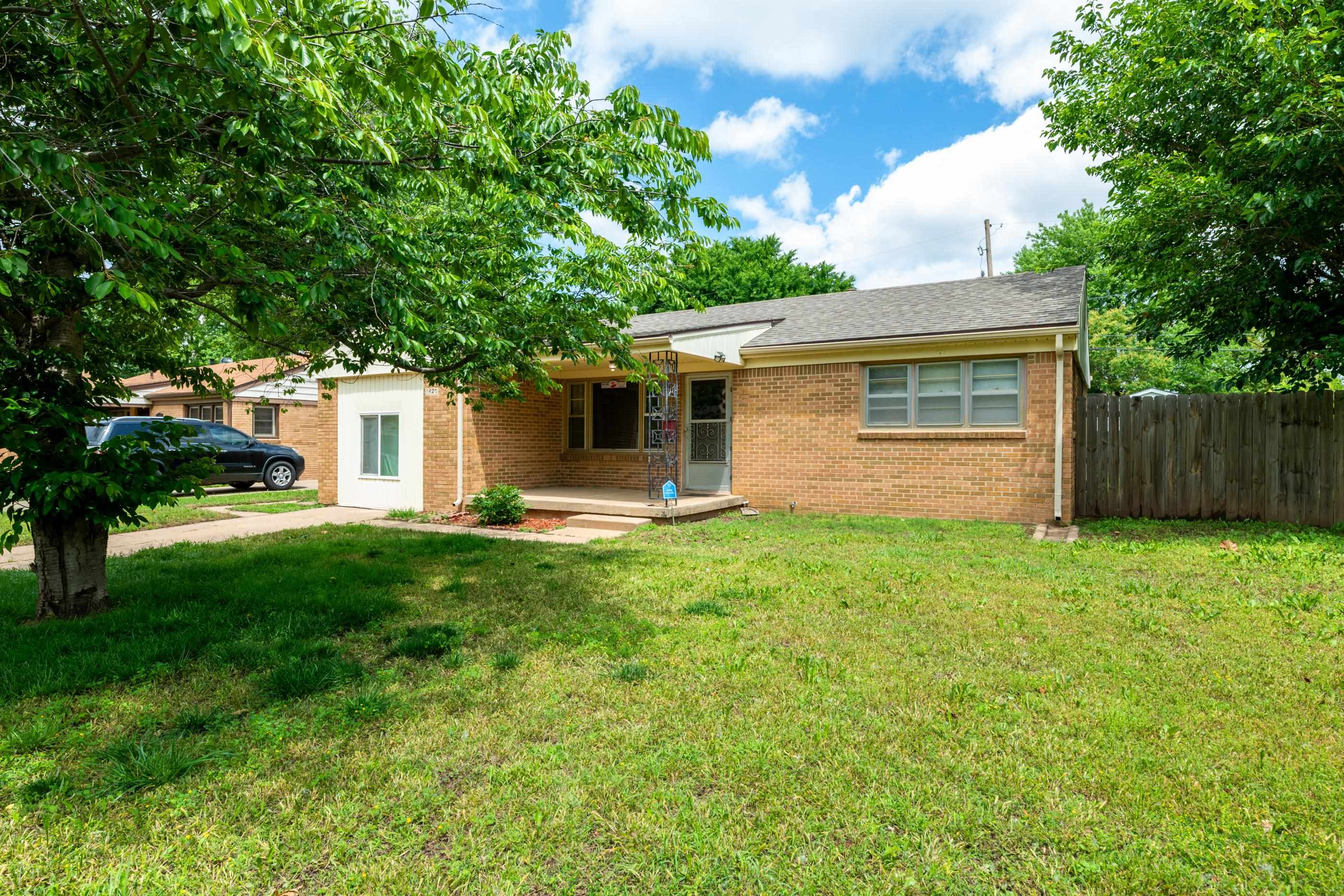 1420 E Amsden Ln, Wichita, Kansas image 1