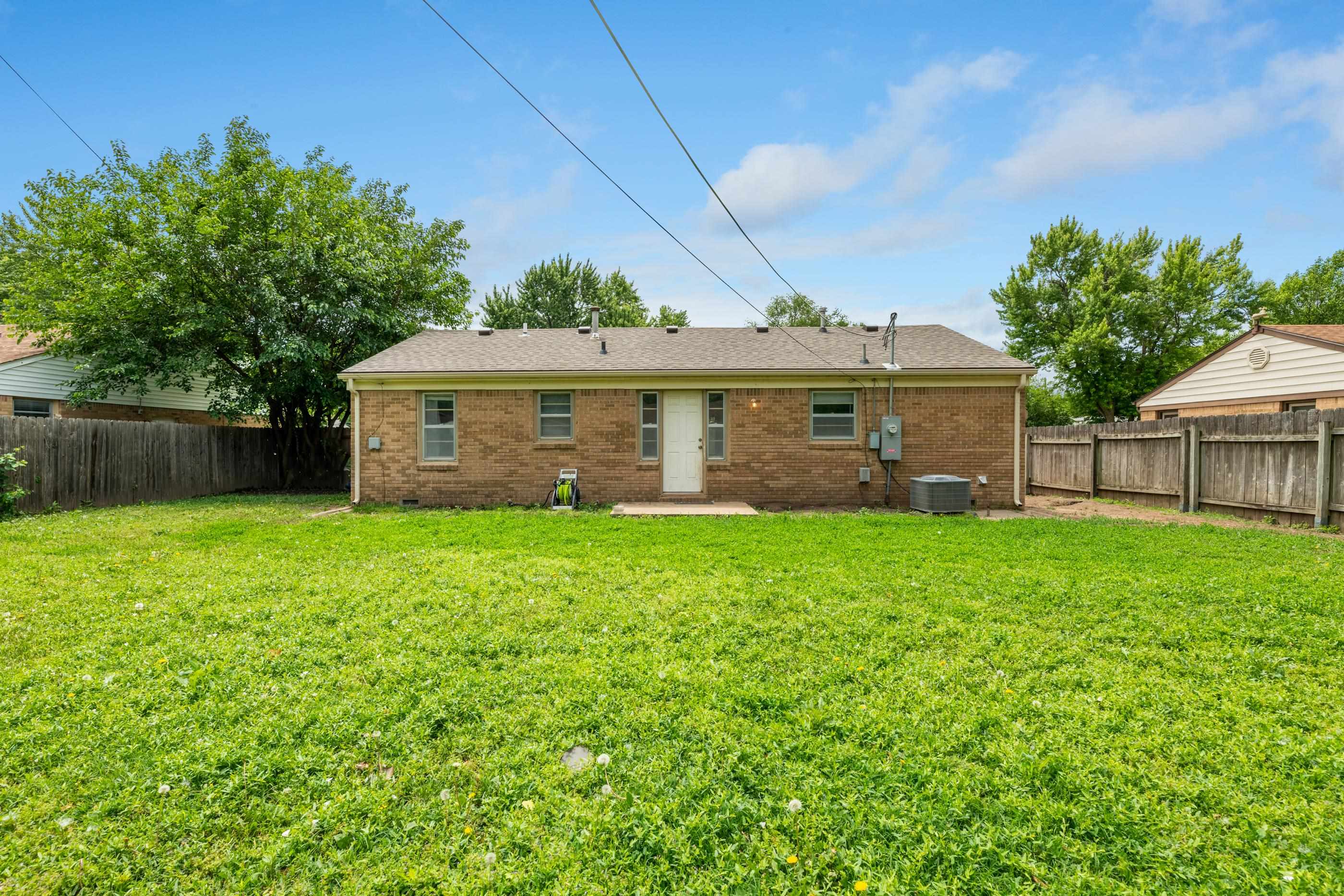 1420 E Amsden Ln, Wichita, Kansas image 25