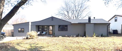 Homes For Sale - 1124 N 7th St<br/> Cowley County, Arkansas City, KS 67005