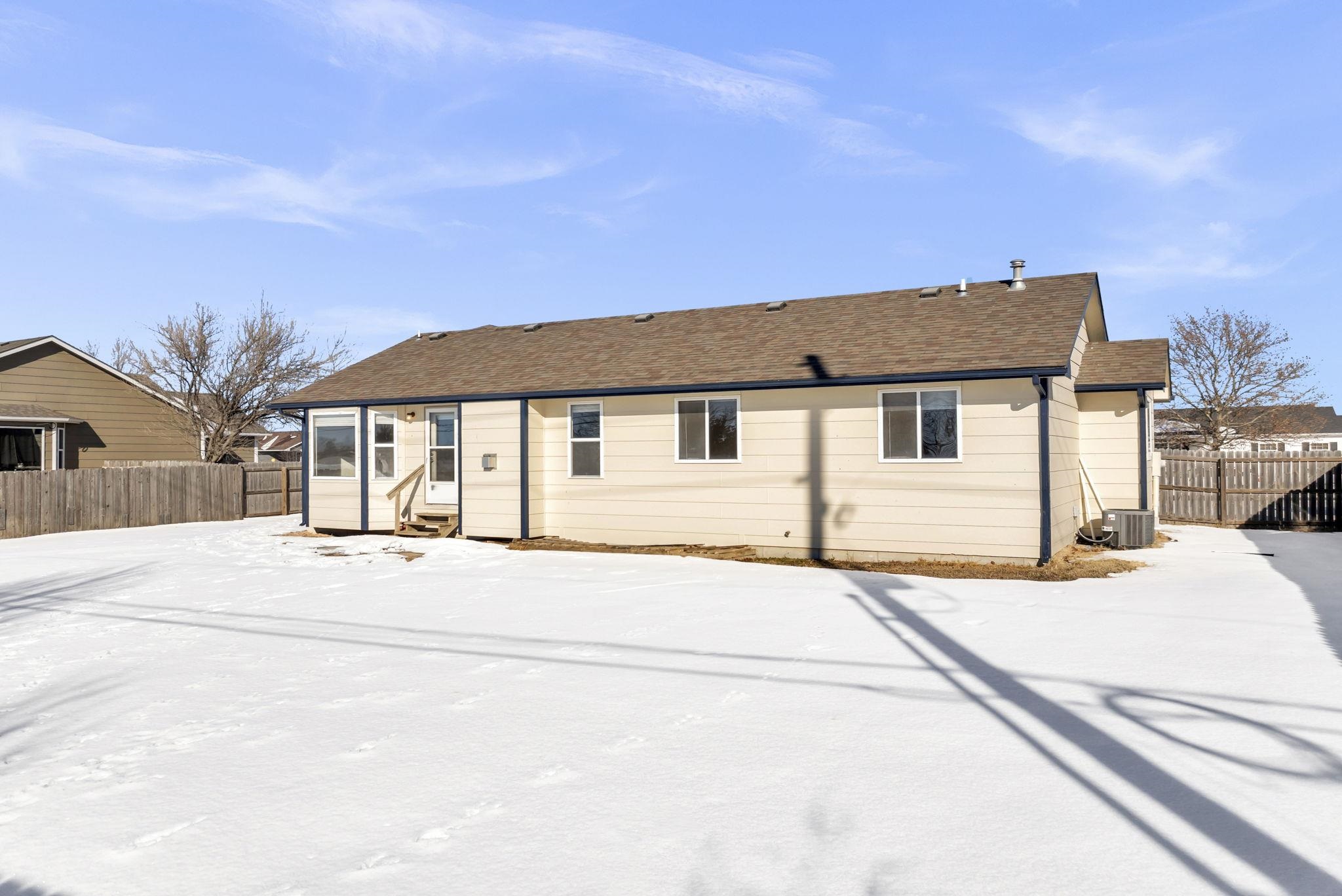 219 Wheatridge Dr, Newton, Kansas image 31