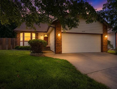 Homes For Sale - 6525 E 39th Ct<br/> Sedgwick County, Wichita, KS 67226
