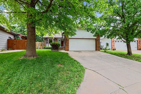 Homes For Sale - 6525 E 39th Ct<br/> Wichita, KS 67226