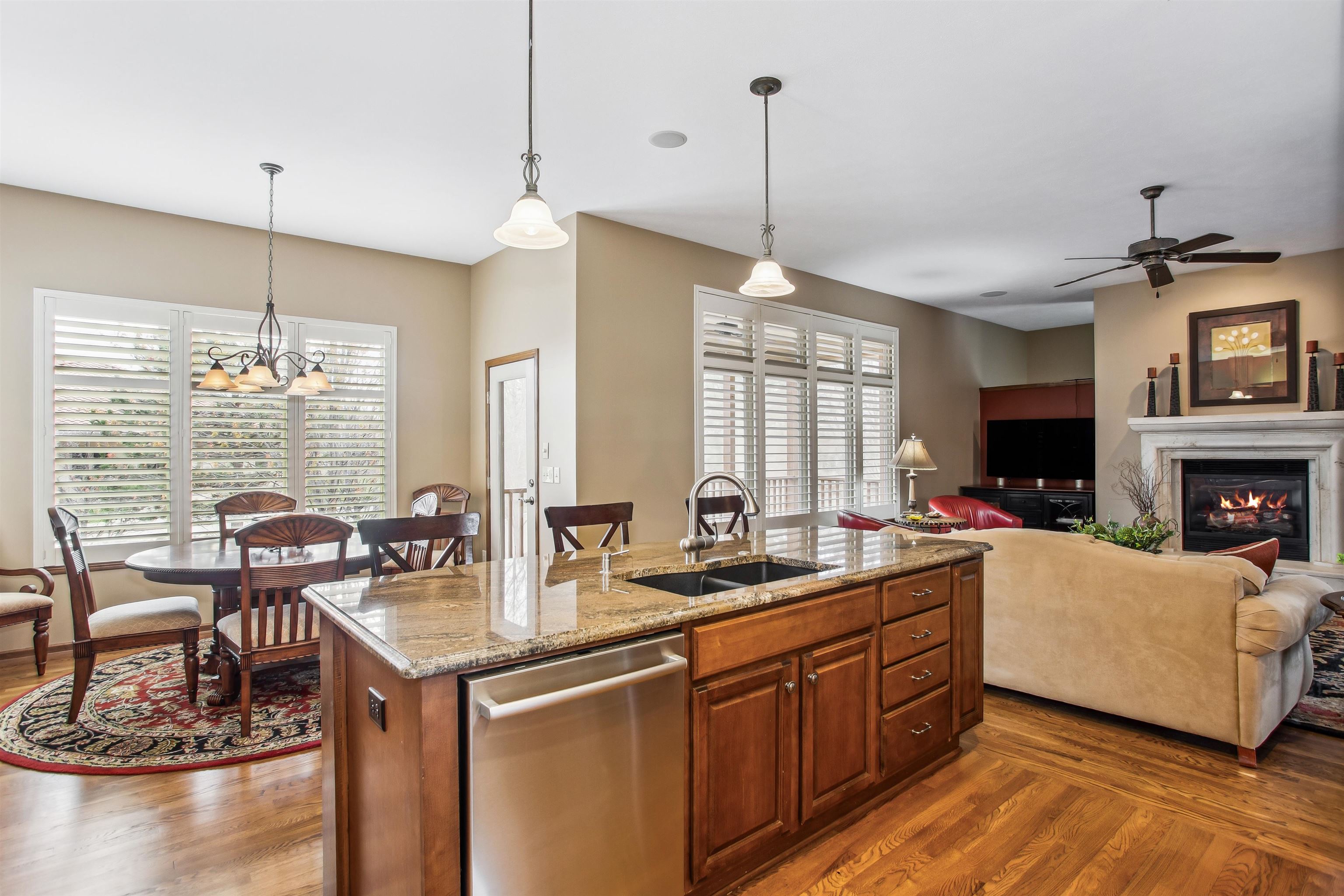 2078 N Paddock Green Circle, Wichita, Kansas image 6