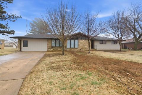 Tiny photo for 1009 N Anthony Ave, Anthony, KS 67003 (MLS # 669263)