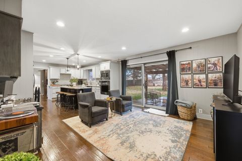 Tiny photo for 1009 N Anthony Ave, Anthony, KS 67003 (MLS # 669263)