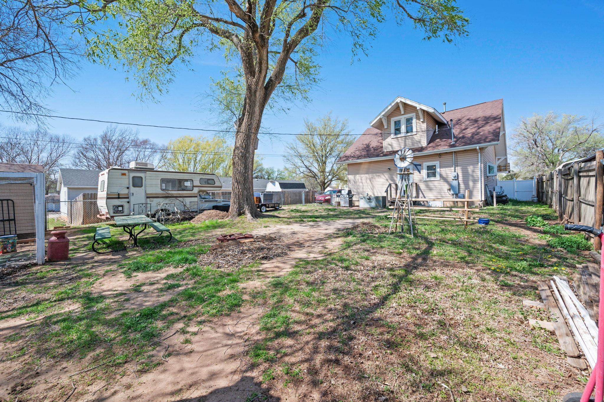 411 E Washington Ave, Kingman, Kansas image 3